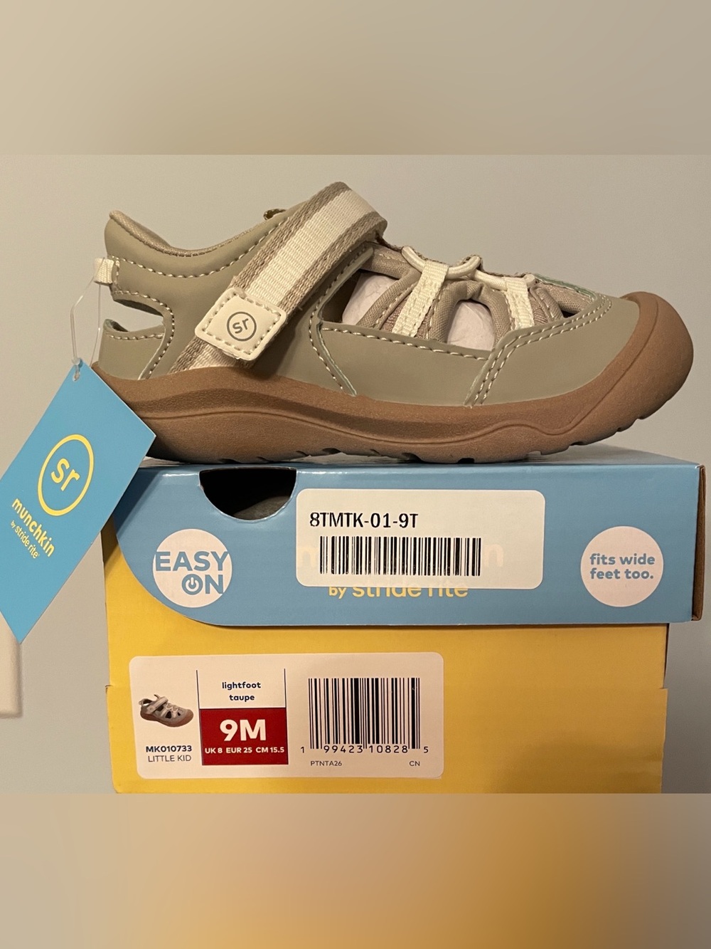 NEW Stride Rite for Munchkin Series Taupe and Cream Toddler Sandal